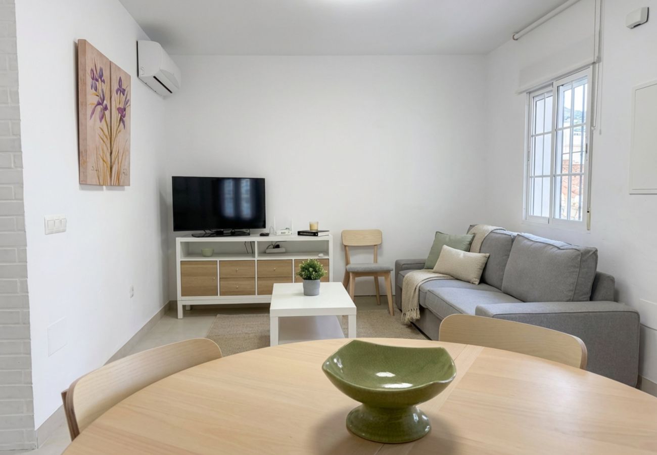 Rijhuis in Nerja - Casa Chica: Vakantiehuis met dakterras in Calle Cristo, Nerja