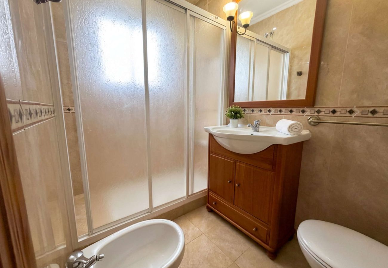 Rijhuis in Nerja - Casa Chica: Vakantiehuis met dakterras in Calle Cristo, Nerja