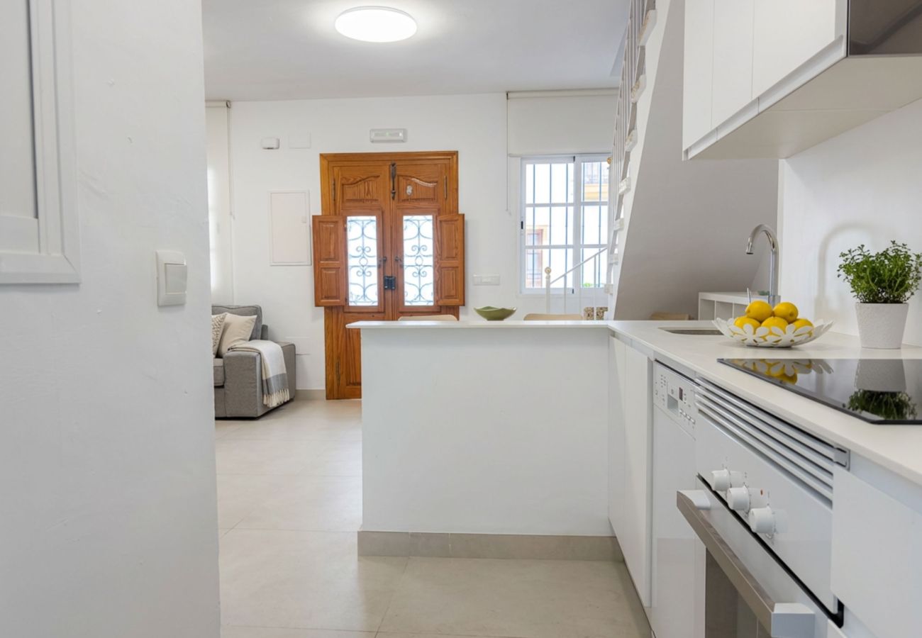 Rijhuis in Nerja - Casa Chica: Vakantiehuis met dakterras in Calle Cristo, Nerja