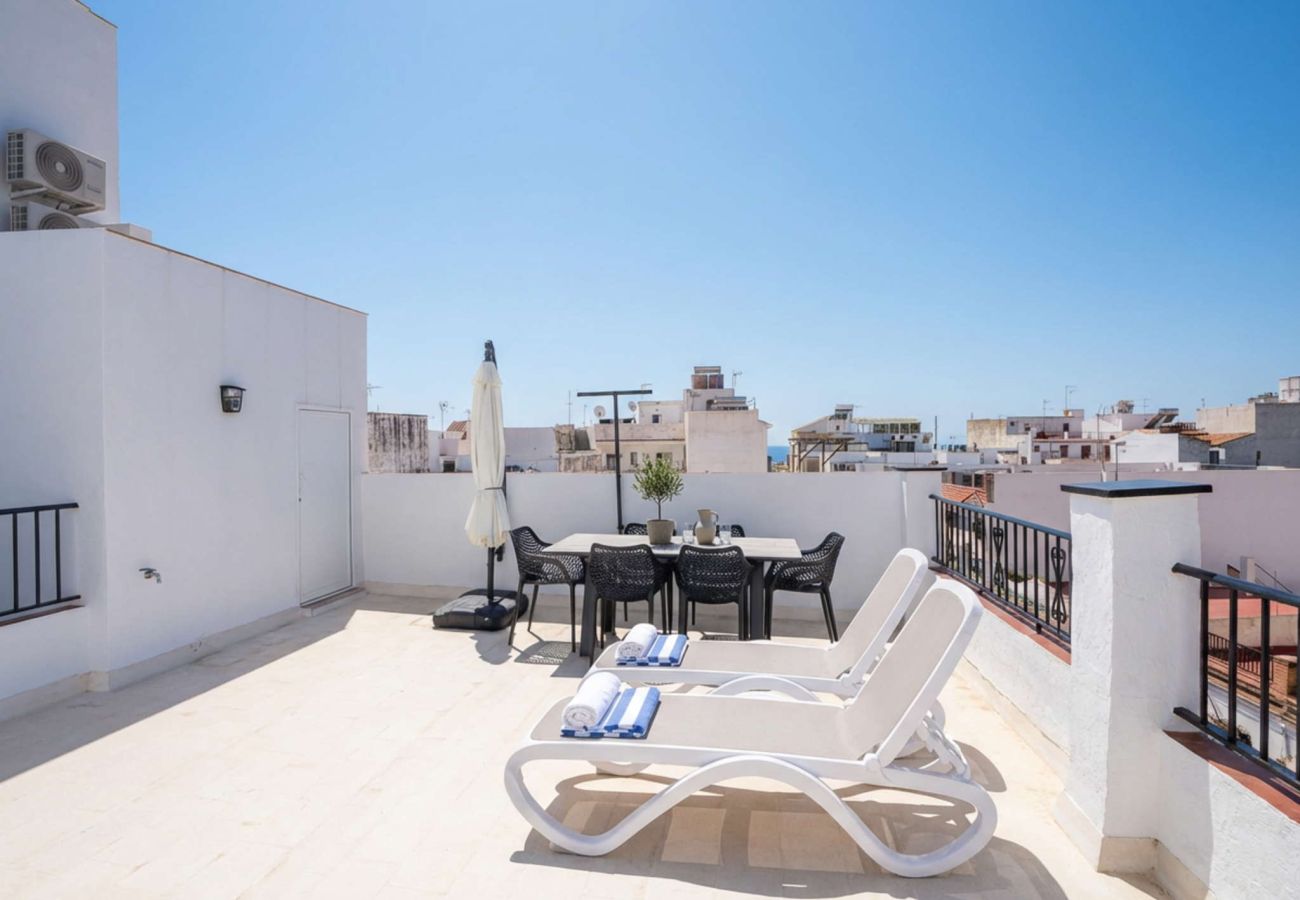 Rijhuis in Nerja - Casa Chica: Vakantiehuis met dakterras in Calle Cristo, Nerja