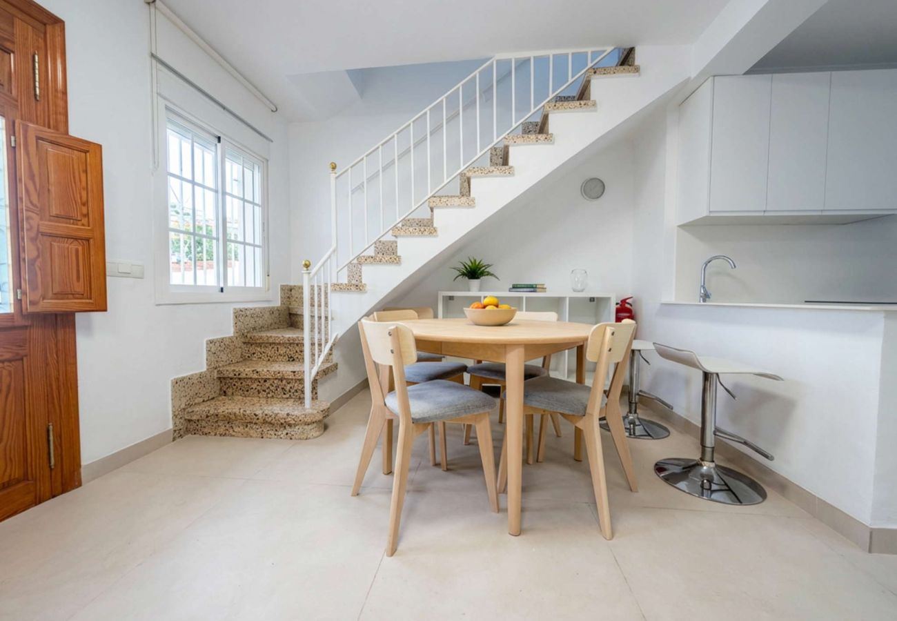 Rijhuis in Nerja - Casa Chica: Vakantiehuis met dakterras in Calle Cristo, Nerja