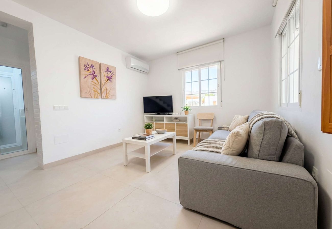 Rijhuis in Nerja - Casa Chica: Vakantiehuis met dakterras in Calle Cristo, Nerja