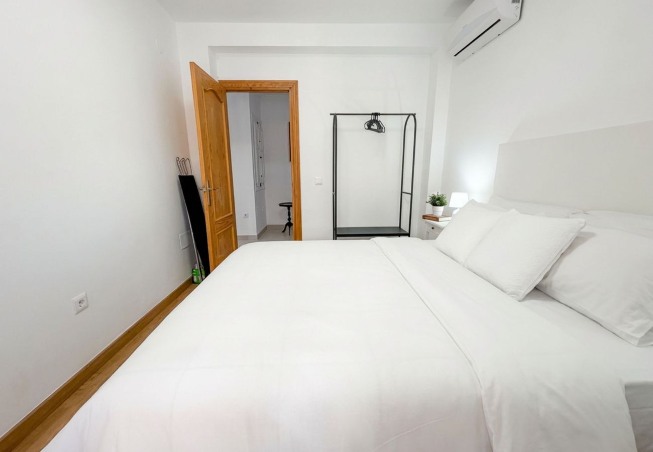 Rijhuis in Nerja - Casa Chica: Vakantiehuis met dakterras in Calle Cristo, Nerja