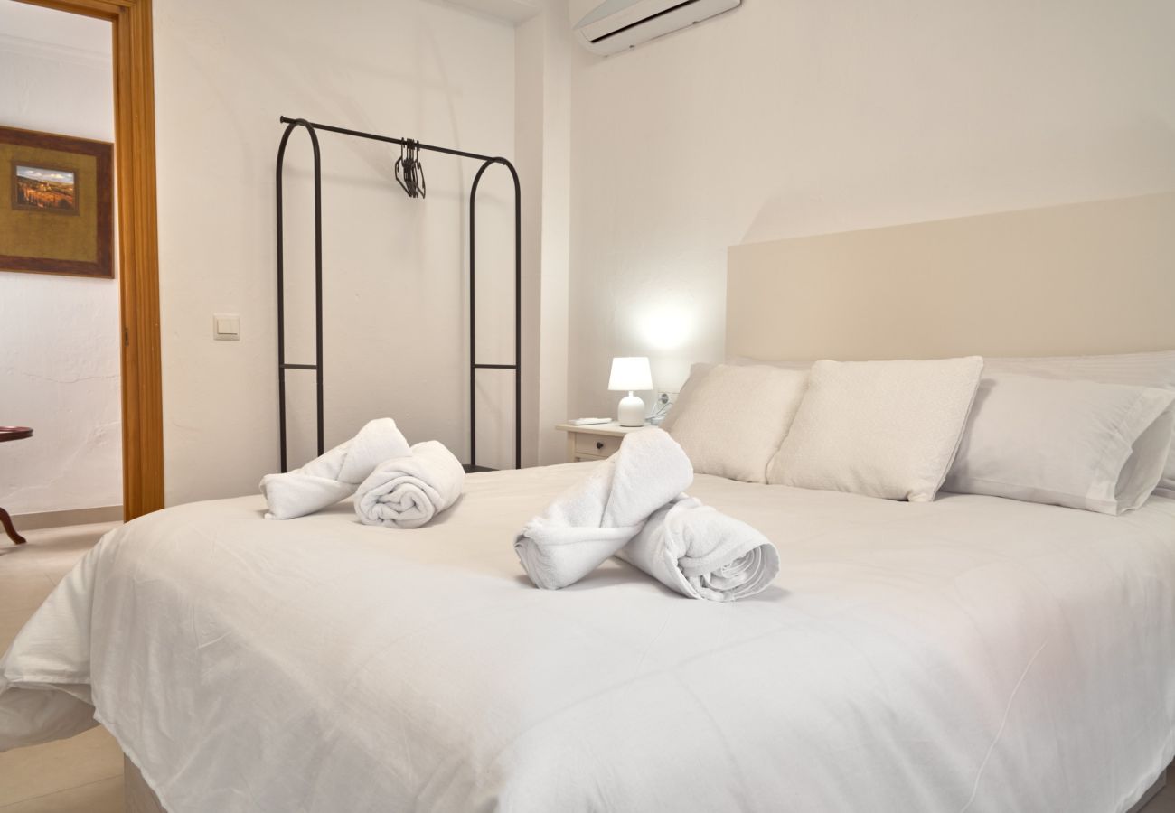 Rijhuis in Nerja - Casa Chica: Vakantiehuis met dakterras in Calle Cristo, Nerja