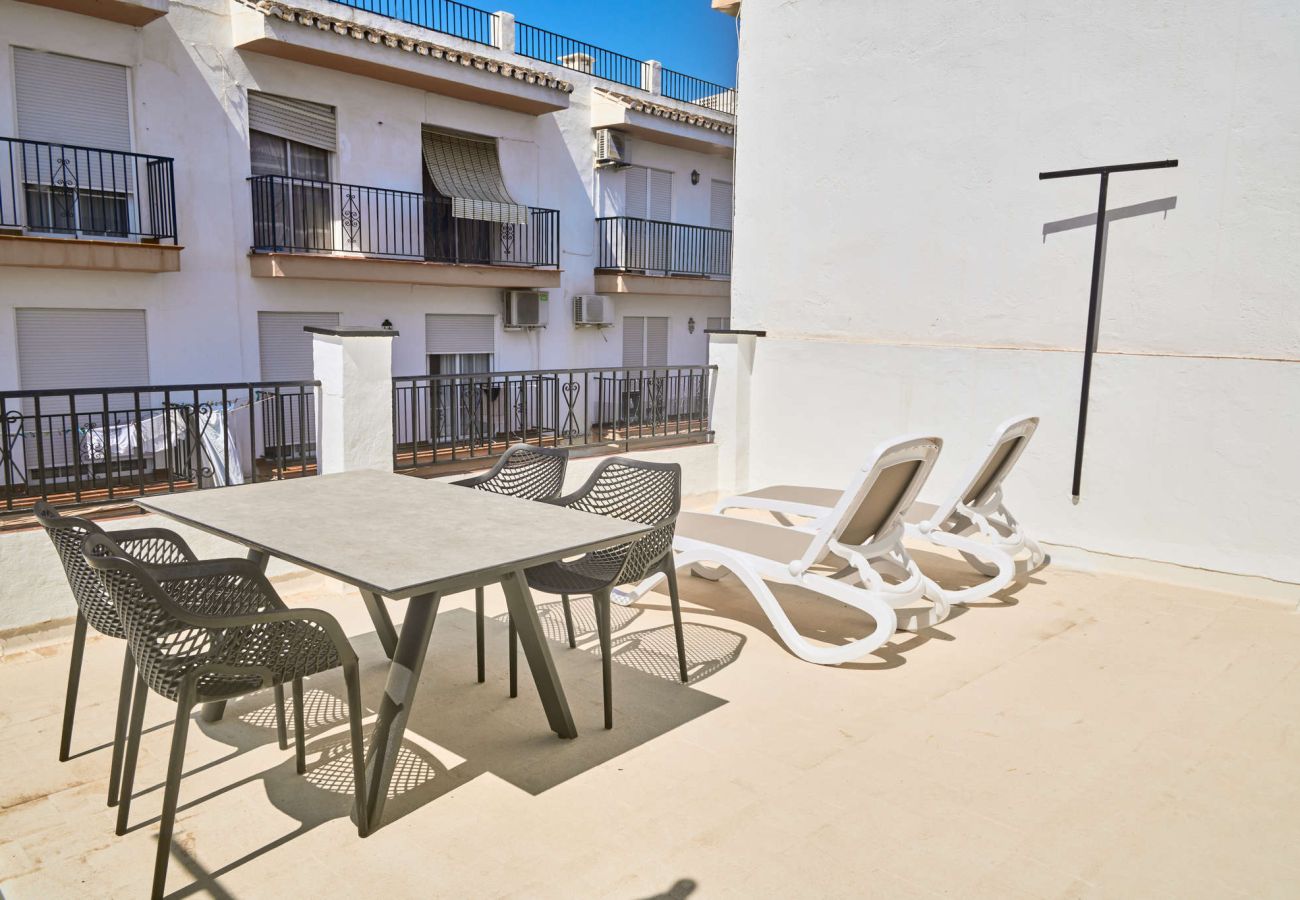 Rijhuis in Nerja - Casa Chica: Vakantiehuis met dakterras in Calle Cristo, Nerja