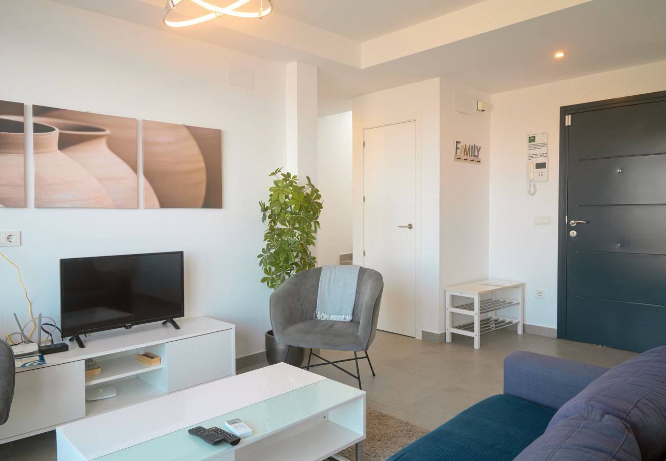 Appartement in Nerja - Penthouse Balcón del Mar D4: 3 Terrassen & Verwarmd Zwembad