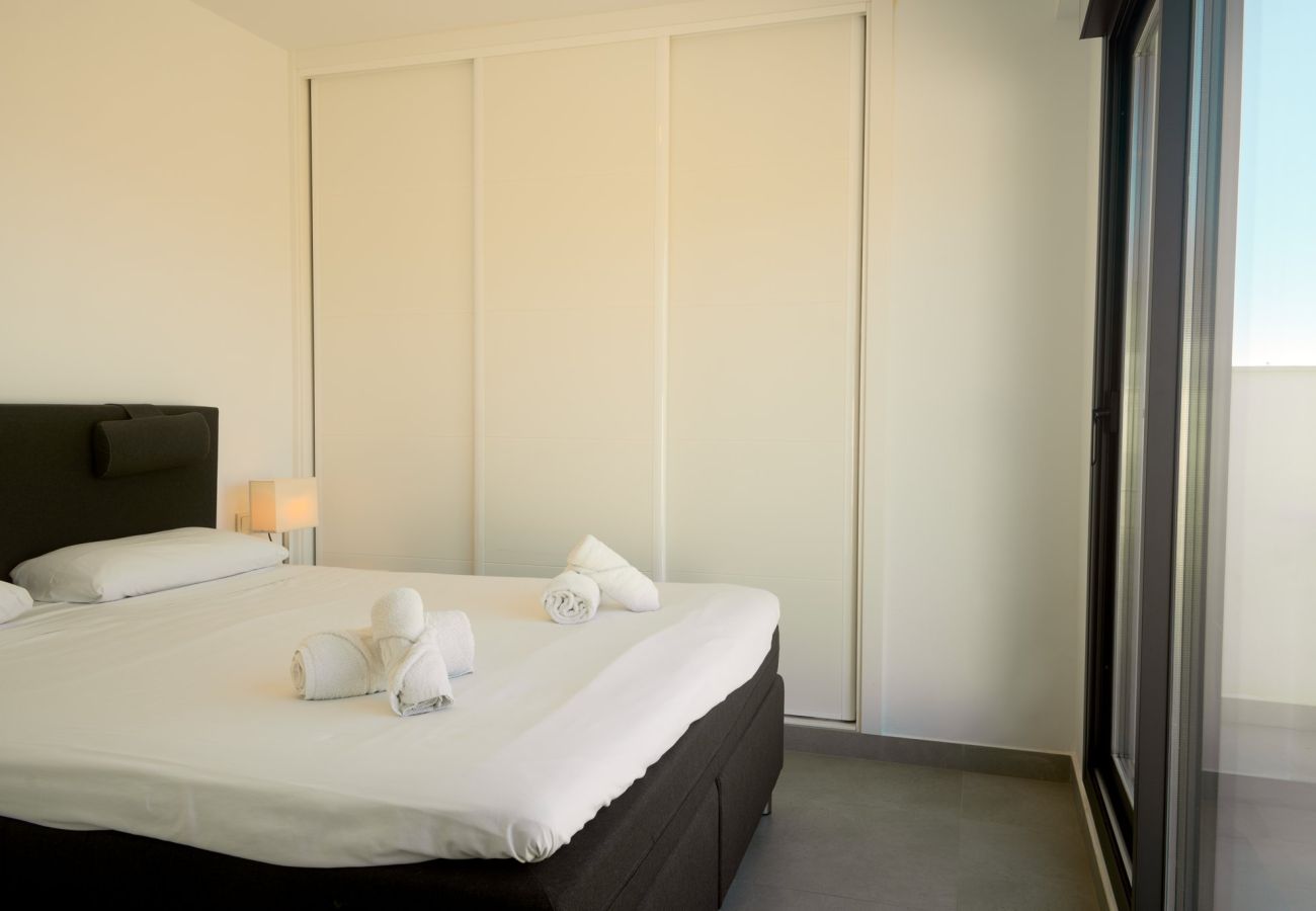 Appartement in Nerja - Penthouse Balcón del Mar D4: 3 Terrassen & Verwarmd Zwembad