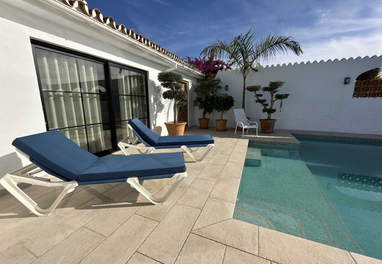 Villa in Nerja - Villa Jackson (La Casita): Villa met privézwembad in Fuente del Badén, Nerja