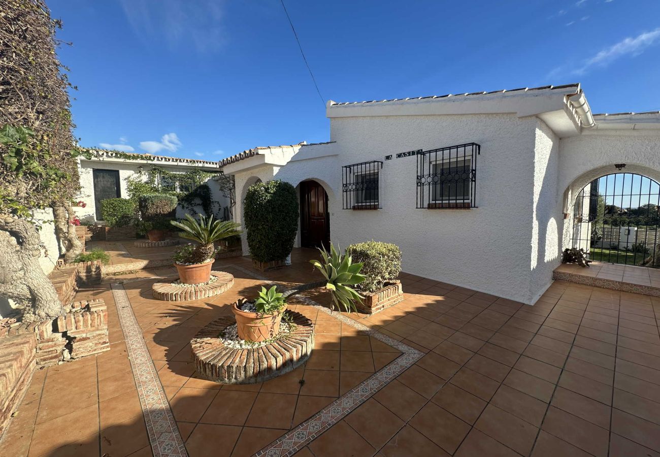 Villa in Nerja - Villa Jackson (La Casita): Villa met privézwembad in Fuente del Badén, Nerja