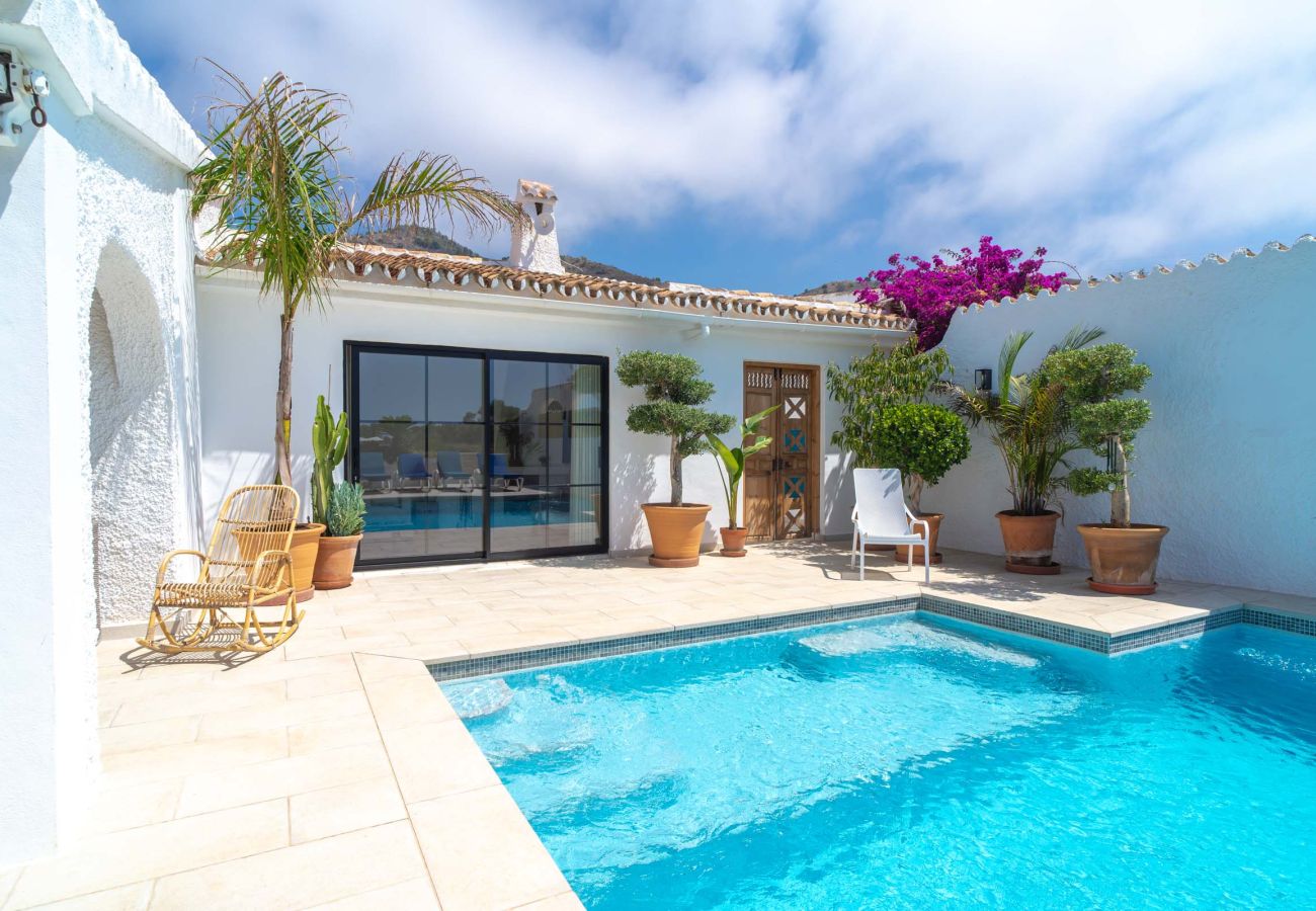Villa in Nerja - Villa La Casita: Villa met privézwembad in Fuente del Badén, Nerja
