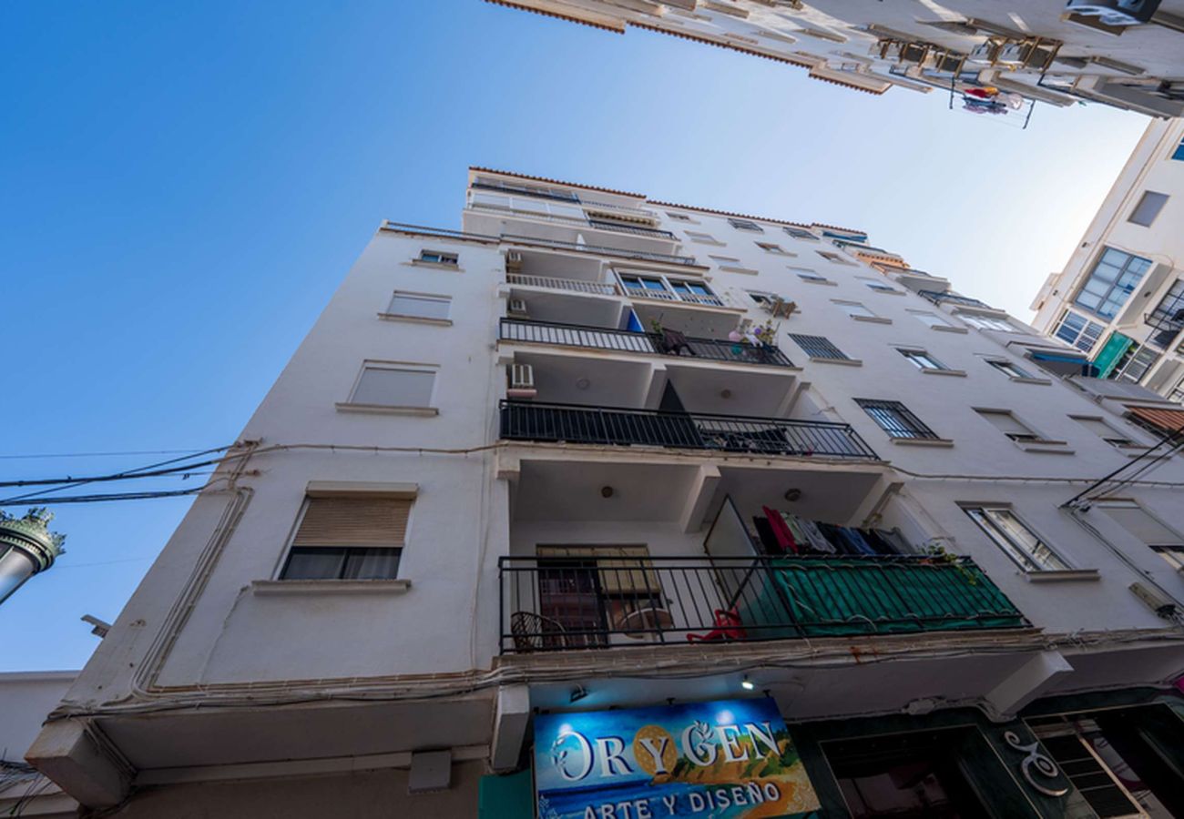 Appartement in Nerja - Centro Life 3A: Appartement in het Centrum van Nerja, 300m van Balcon de Europa