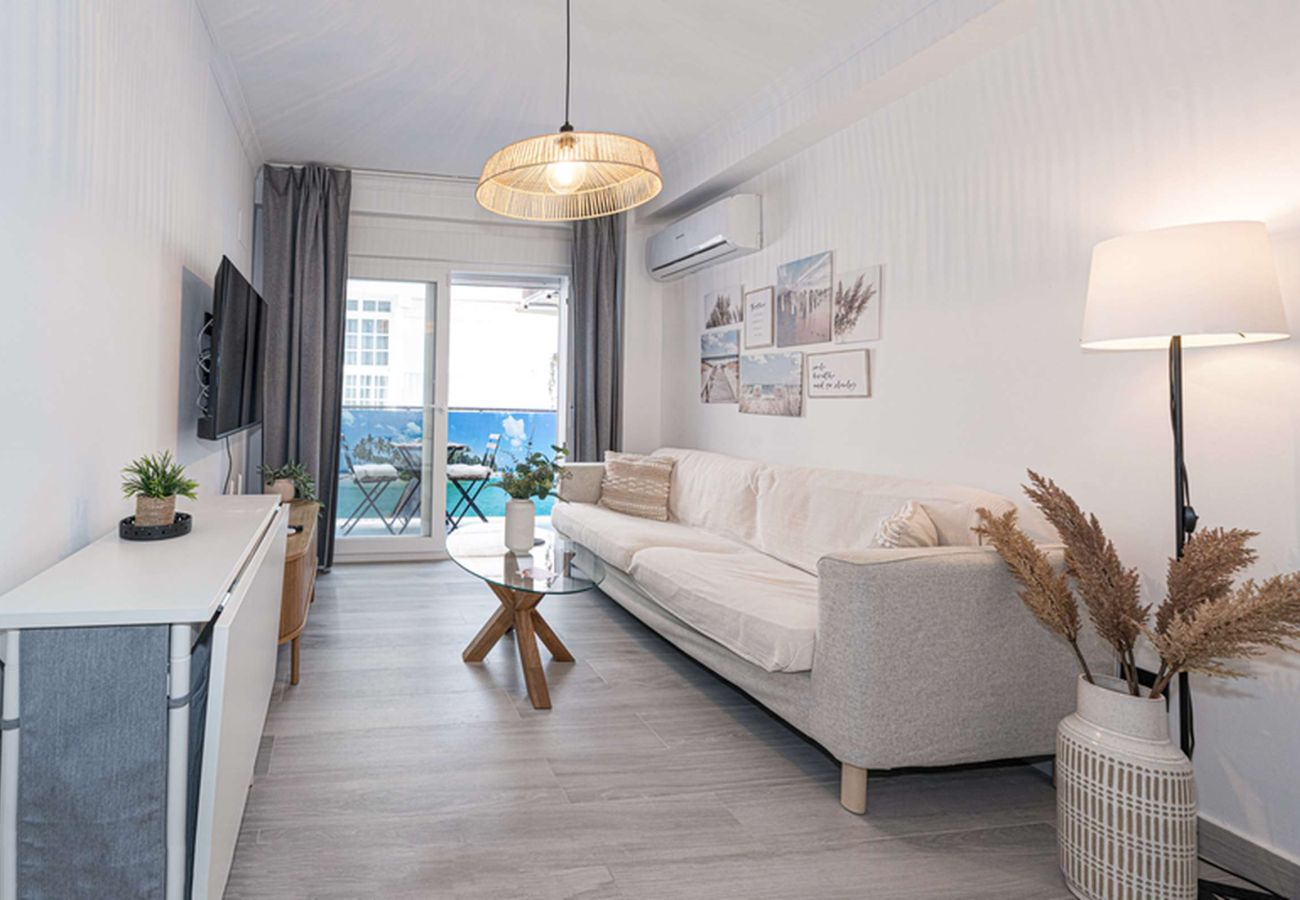 Appartement in Nerja - Centro Life 3A: Appartement in het Centrum van Nerja, 300m van Balcon de Europa