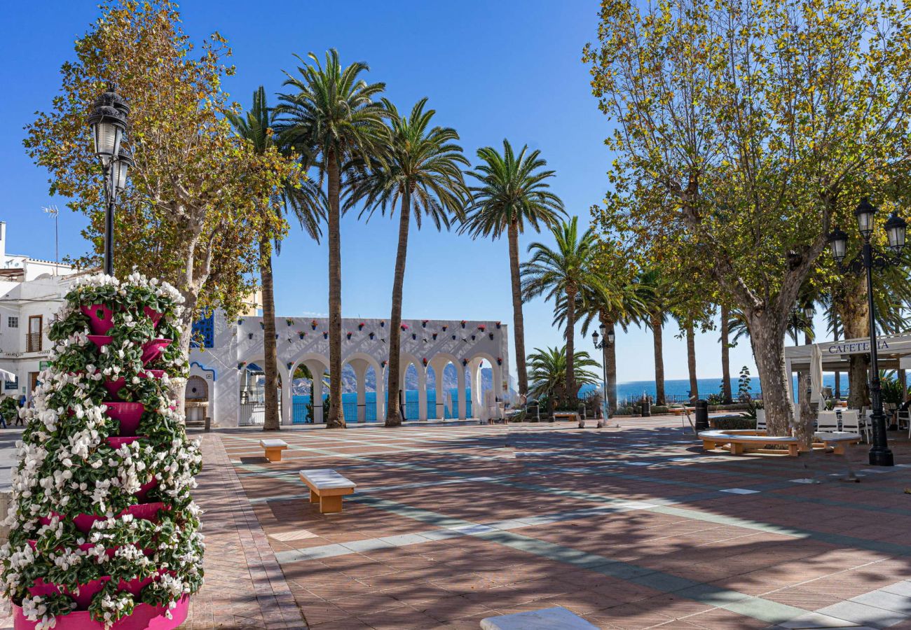 Appartement in Nerja - Centro Life 3A: Appartement in het Centrum van Nerja, 300m van Balcon de Europa