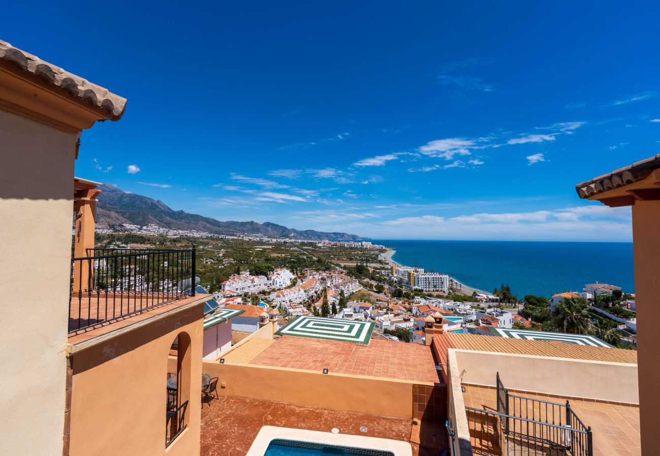 Villa in Nerja - Villa Punta Lara 15: Villa met Privézwembad voor 5 met Zeezicht, Nerja
