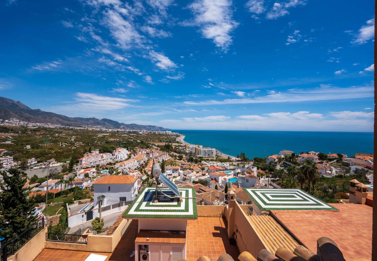 Villa in Nerja - Villa Punta Lara 15: Villa met Privézwembad voor 5 met Zeezicht, Nerja