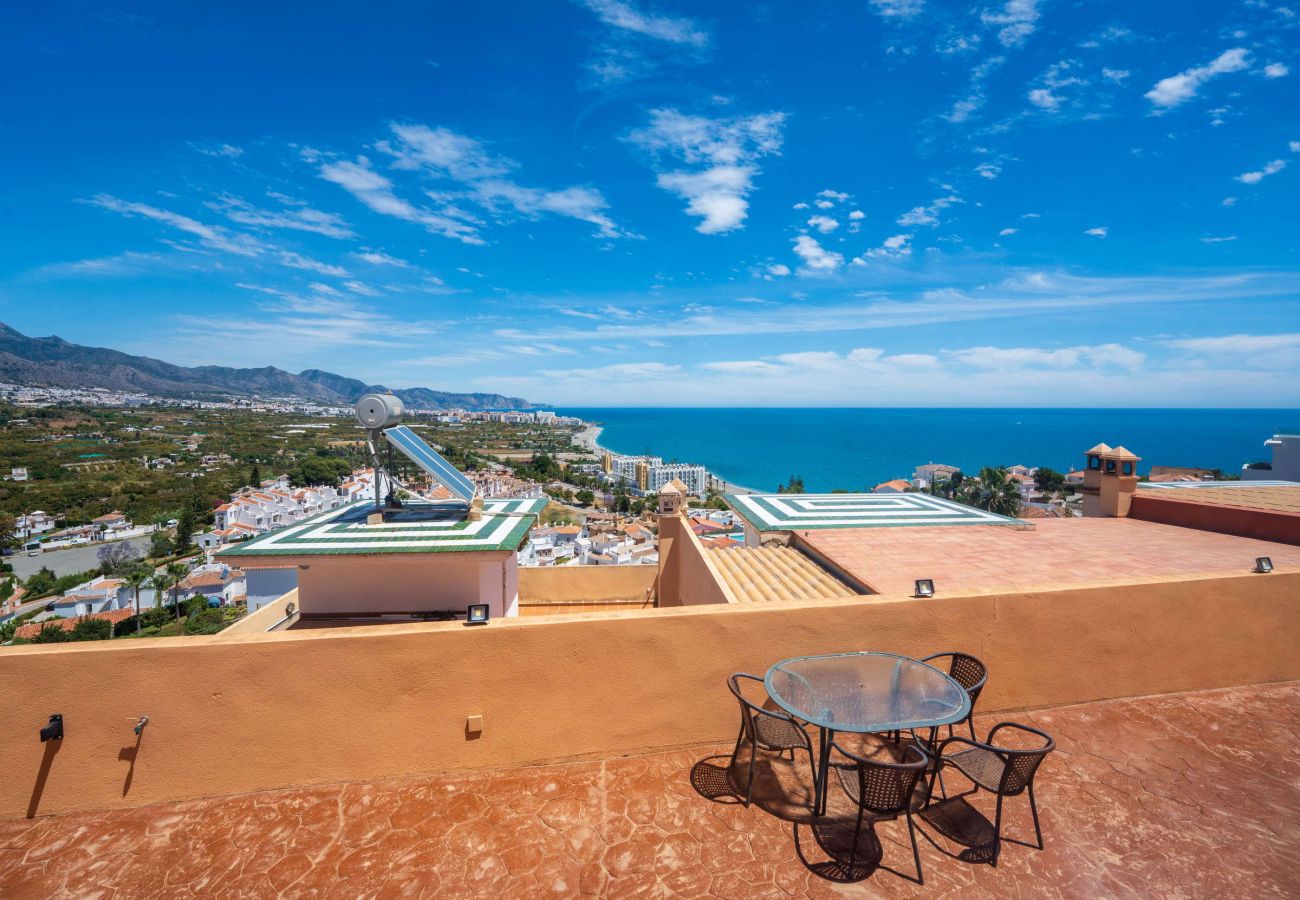 Villa in Nerja - Villa Punta Lara 15: Villa met Privézwembad voor 5 met Zeezicht, Nerja