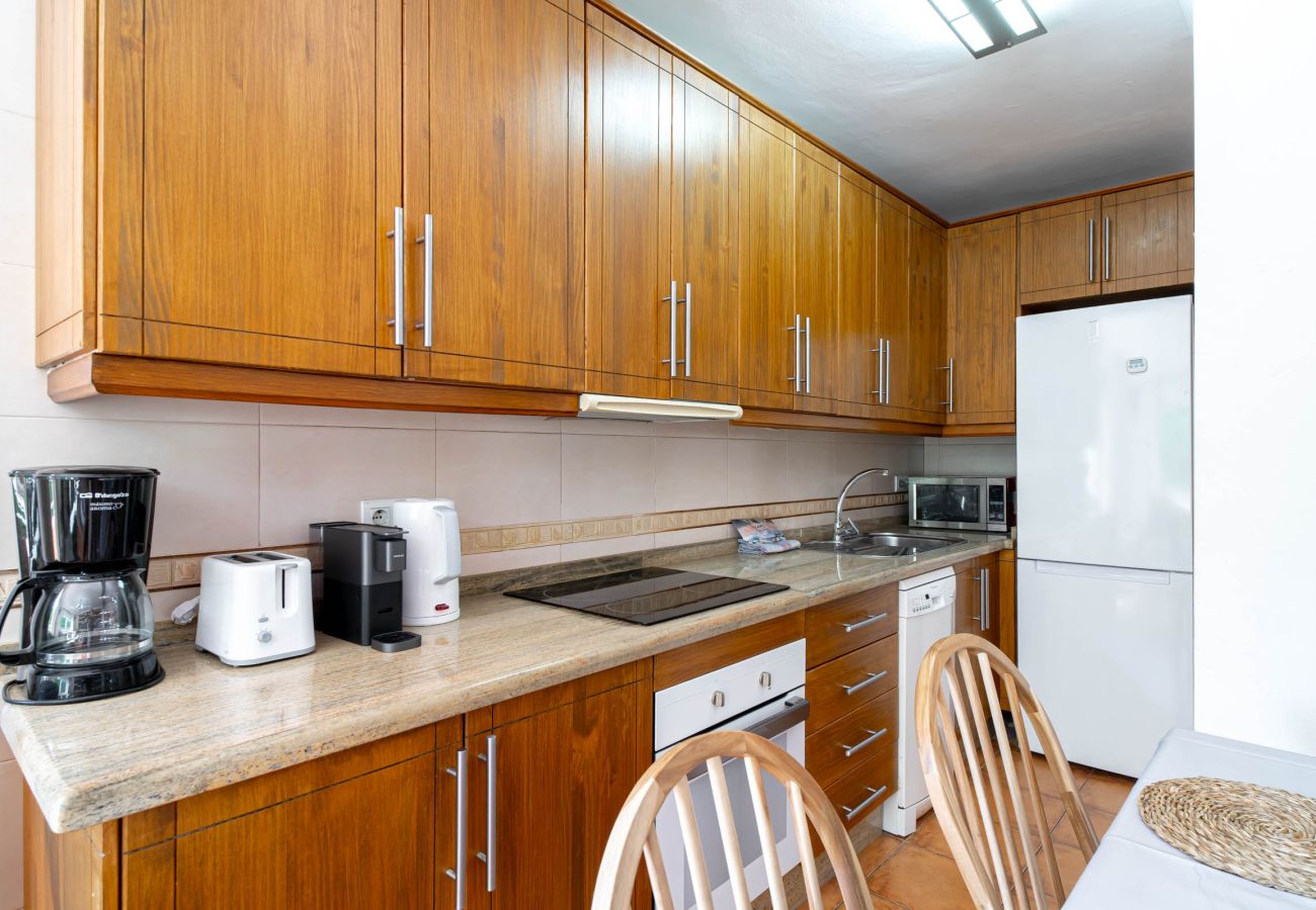 Appartement in Nerja - Tahiti 2 7: Familieappartement voor 4 personen aan het strand van Burriana in Nerja