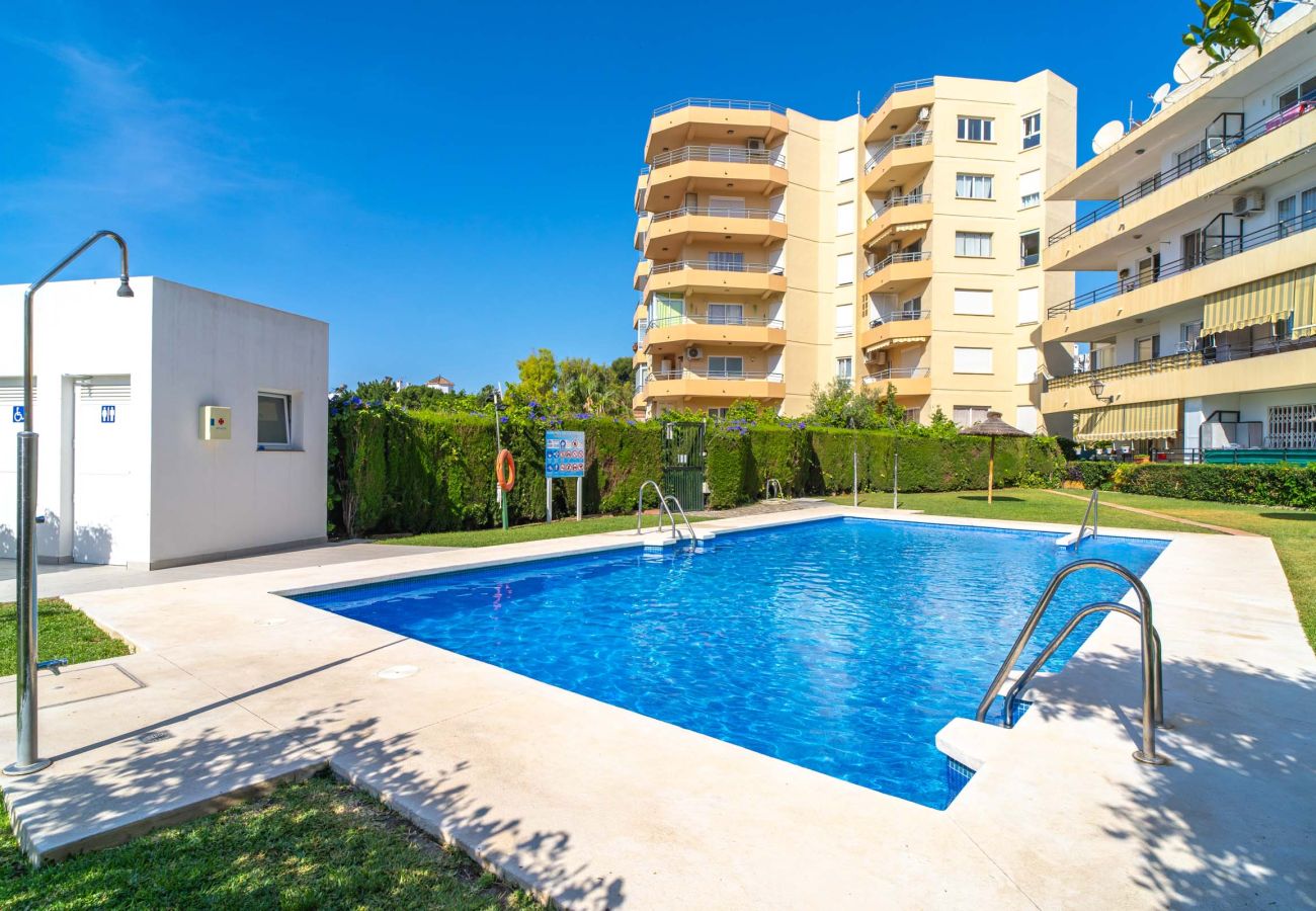 Appartement in Nerja - Tahiti 2 7: Familieappartement voor 4 personen aan het strand van Burriana in Nerja