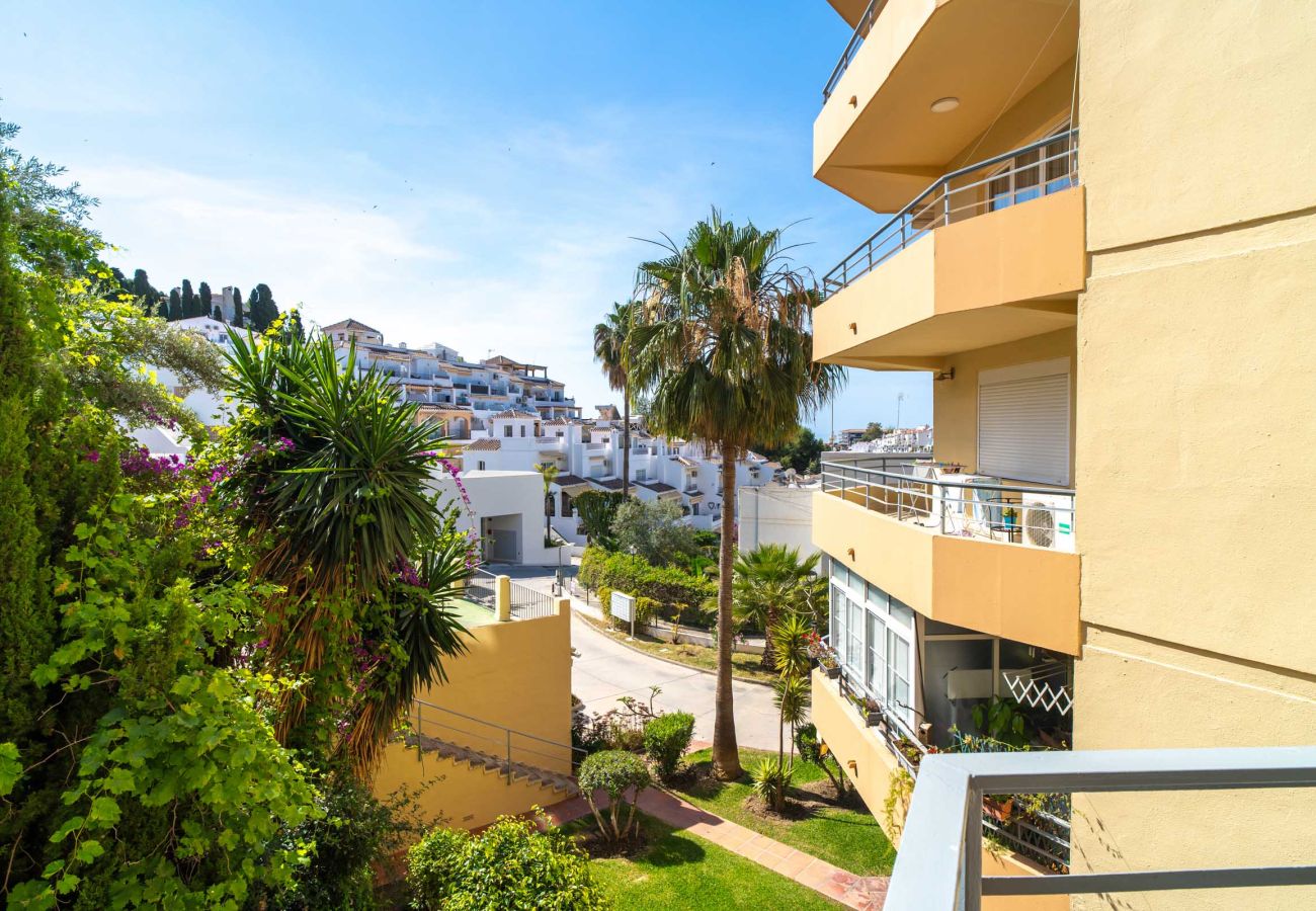 Appartement in Nerja - Tahiti 2 7: Familieappartement voor 4 personen aan het strand van Burriana in Nerja