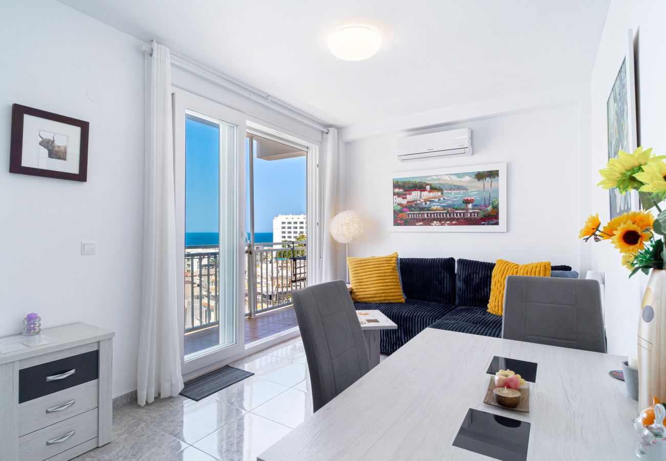 Appartement in Nerja - Chaparil Seaview - Apartment für Paare nahe Strand Torrecilla