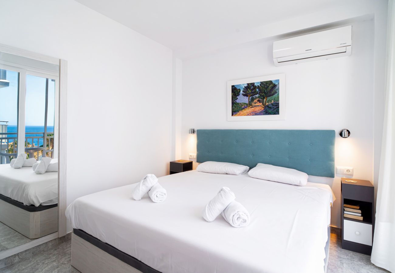 Appartement in Nerja - Chaparil Seaview - Apartment für Paare nahe Strand Torrecilla