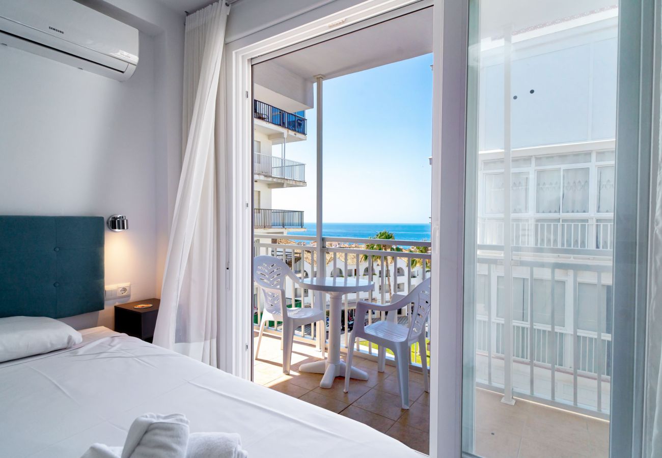 Appartement in Nerja - Chaparil Seaview - Apartment für Paare nahe Strand Torrecilla