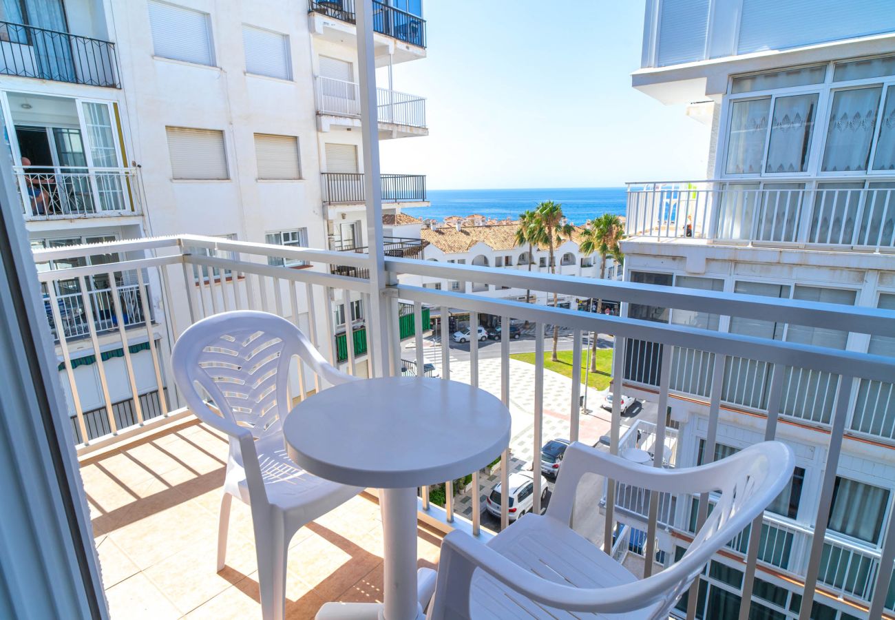 Appartement in Nerja - Chaparil Seaview - Apartment für Paare nahe Strand Torrecilla
