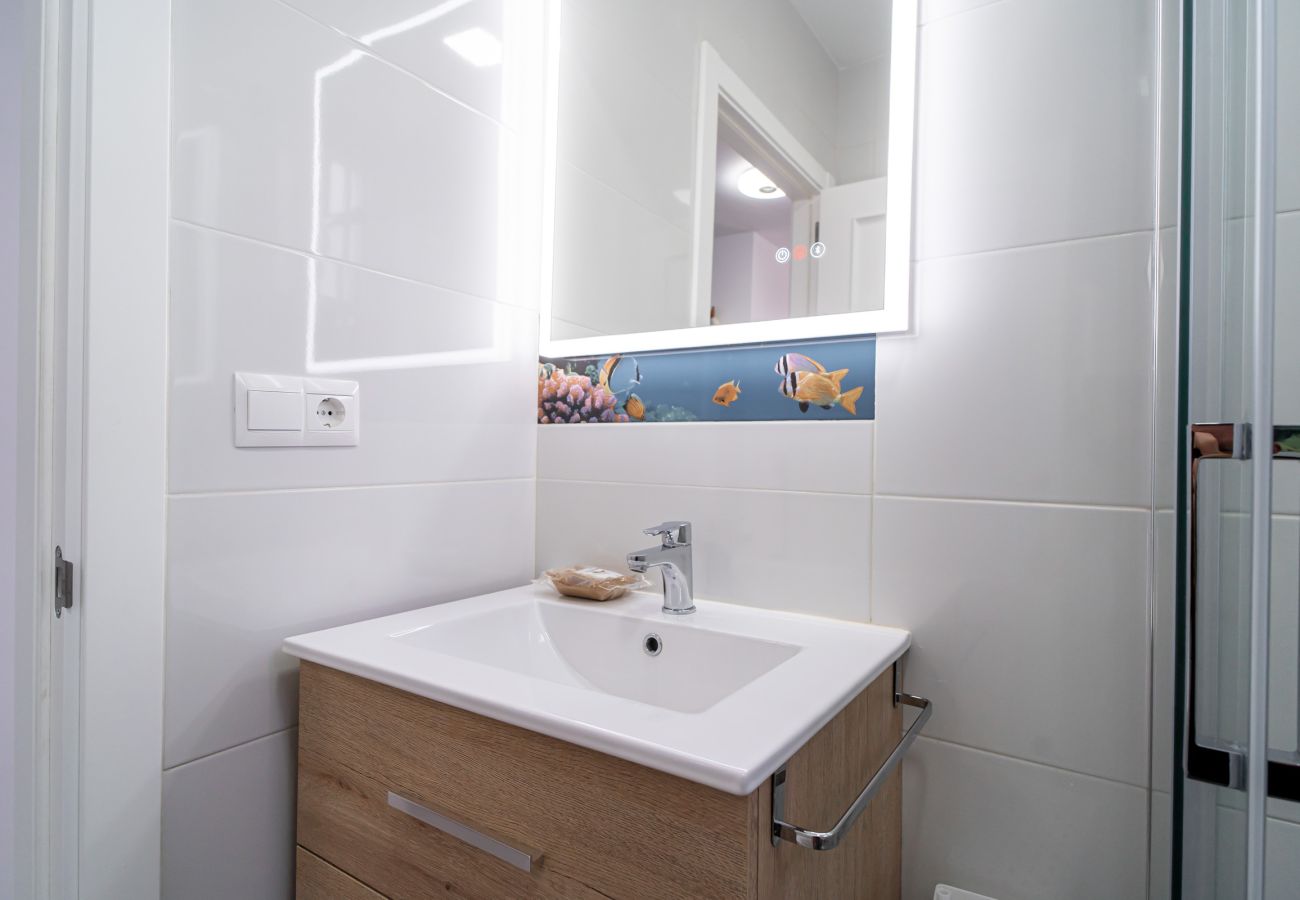 Appartement in Nerja - Chaparil Seaview - Apartment für Paare nahe Strand Torrecilla