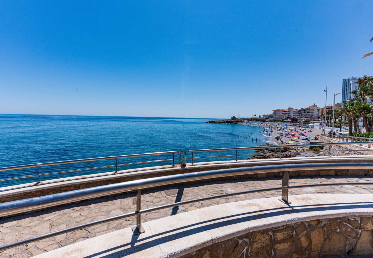 Appartement in Nerja - Chaparil Seaview - Apartment für Paare nahe Strand Torrecilla
