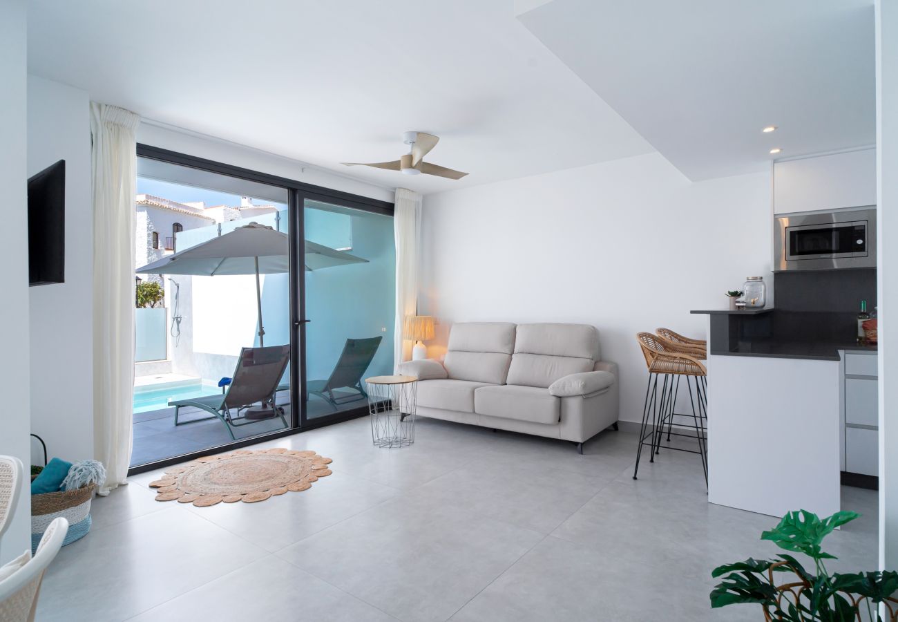 Villa in Nerja - Casa Mezcal - Villa voor 4 personen met privézwembad en jacuzzi in Nerja