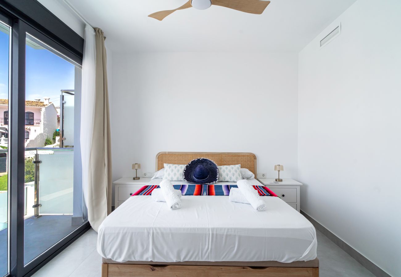 Villa in Nerja - Casa Mezcal - Villa voor 4 personen met privézwembad en jacuzzi in Nerja