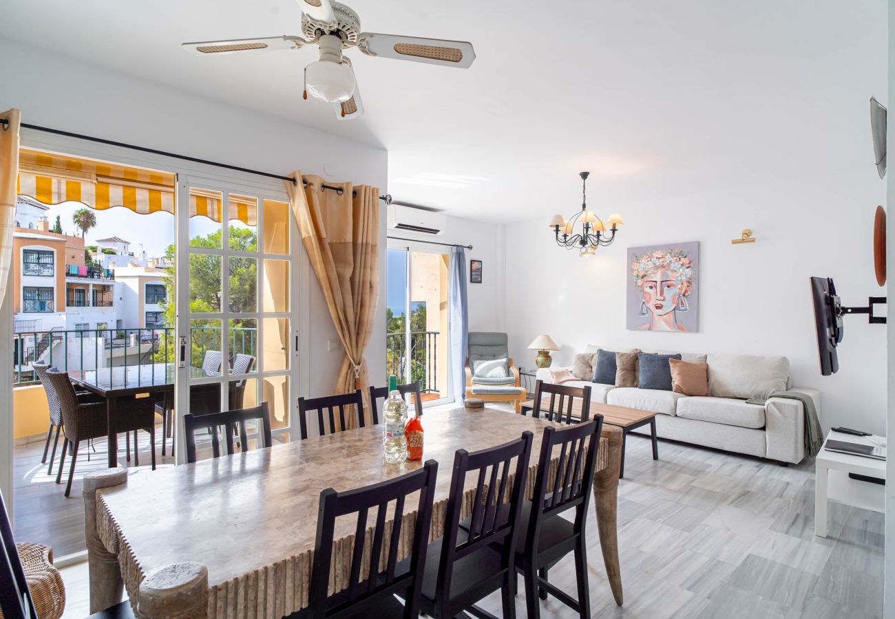 Rijhuis in Nerja - Las Flores de Burriana 5 by Casasol