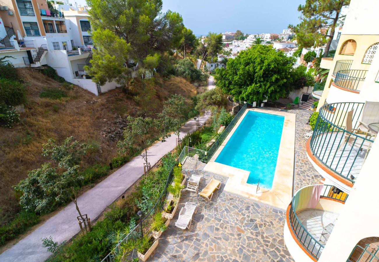 Rijhuis in Nerja - Las Flores de Burriana 5 by Casasol