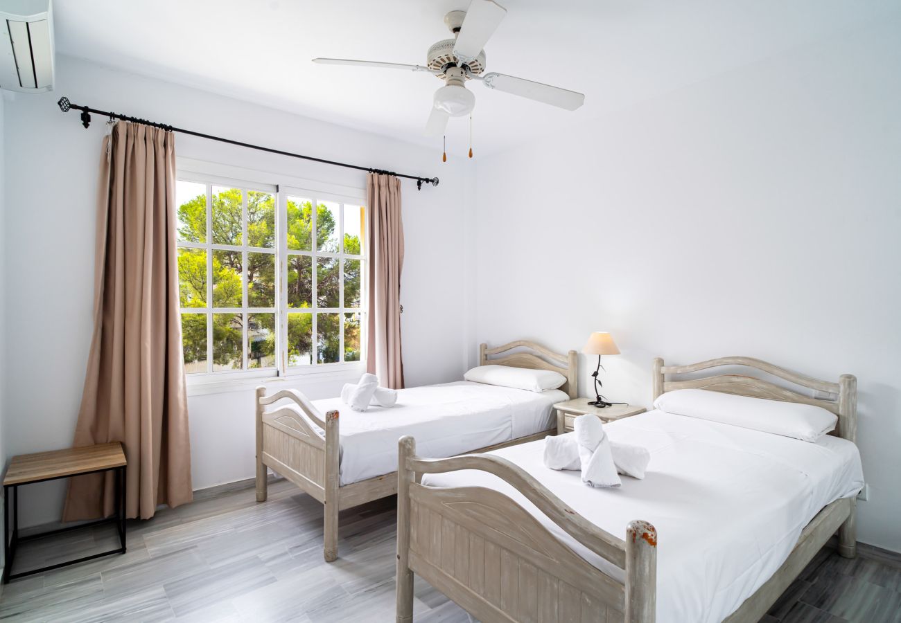 Rijhuis in Nerja - Las Flores de Burriana 5 by Casasol