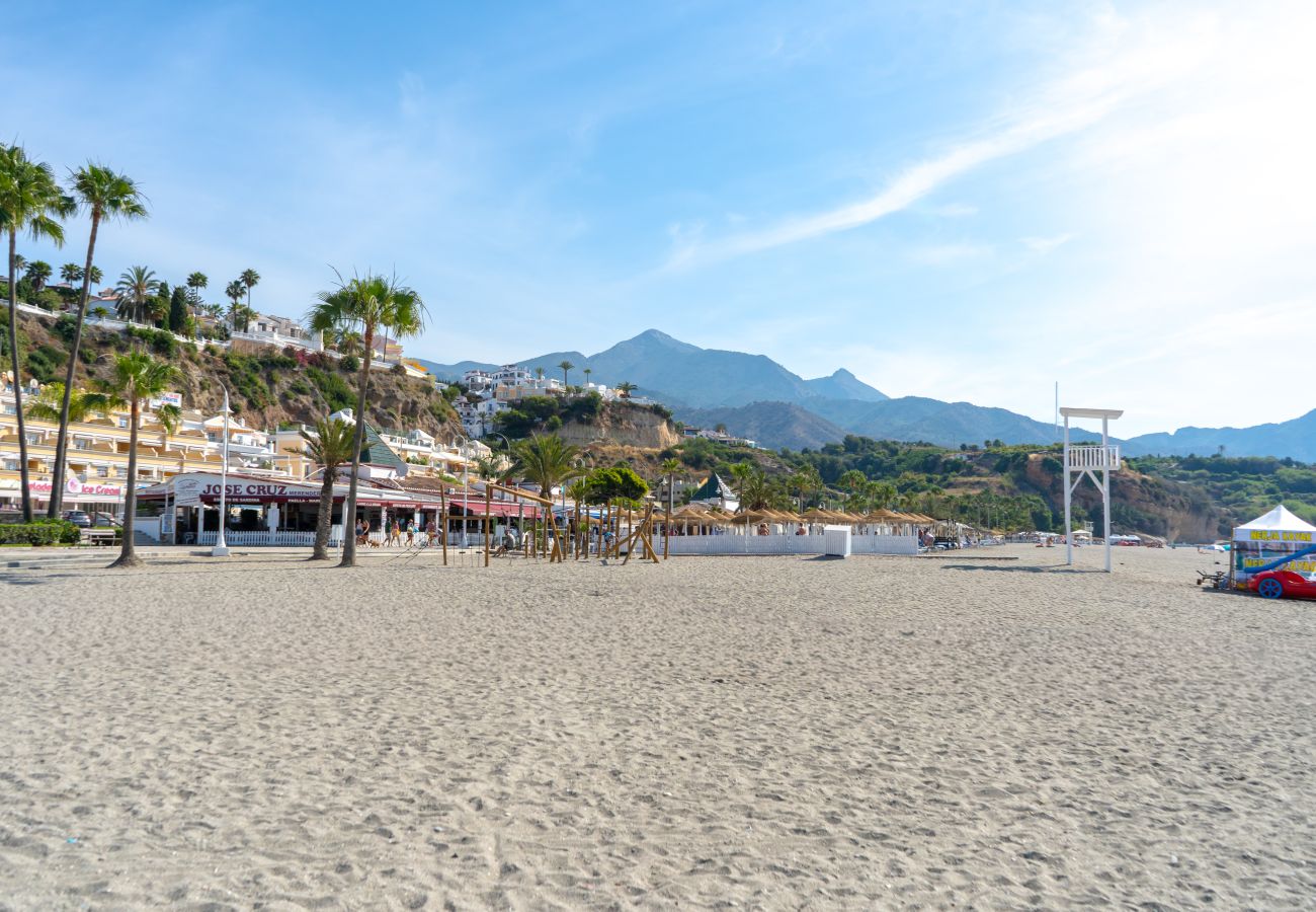 Rijhuis in Nerja - Las Flores de Burriana 5 by Casasol