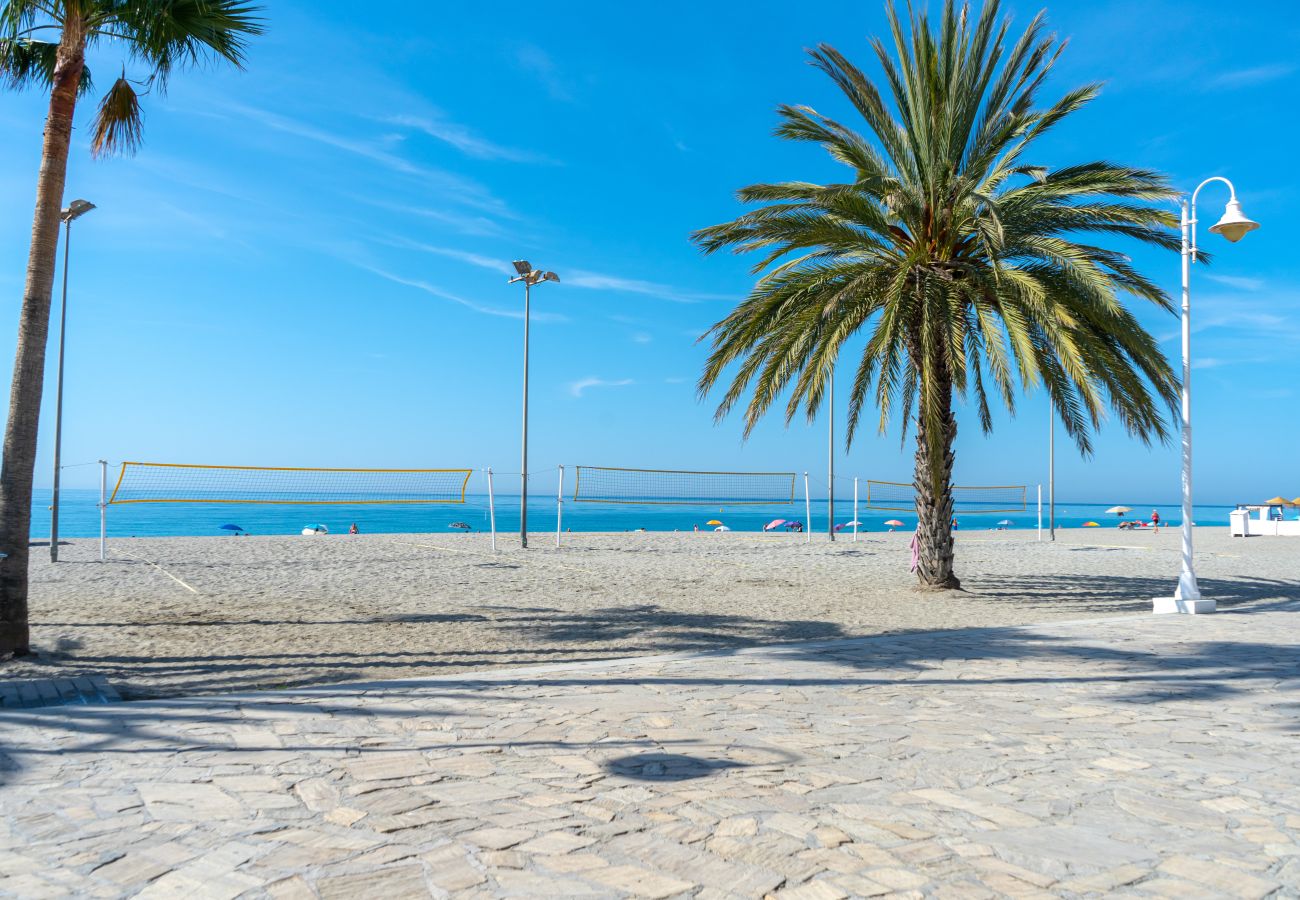 Rijhuis in Nerja - Las Flores de Burriana 5 by Casasol